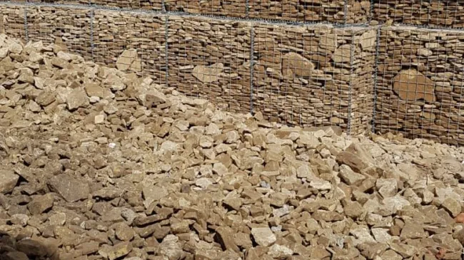 Gabion wall installation